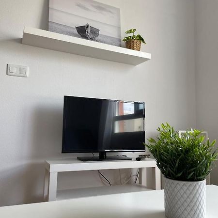 Apartamento Y Piso Frente Al Mar Con Vistas En Garrucha Luaran gambar